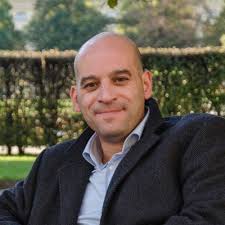 Guten Tag....ich sehe, Sie haben auch Schuhe an.