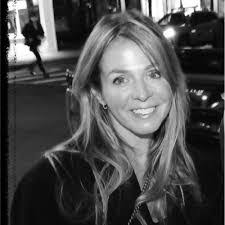 Sharon Poppell's Instagram, Twitter & Facebook