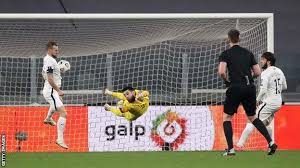 Un solitario gol en propia puerta de medvedev da la victoria al equipo de un cristiano que pierde una oportunidad de oro para recortar distancias a. 4l2opef696rdjm