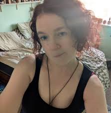 Do you use numbing cream before inserting needles for subq infusions?