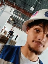 Can someone edit this photo in Photoshop?