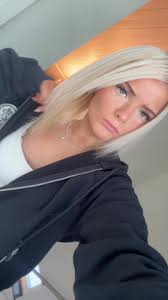 😴 (@inezkarlssonnn)