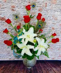 Florists, flower, flowers, wedding flowers, bouquets, kabloom, fruit baskets, funeral flowers, mothers day, valentines, easter, roses, plants, gourmet food baskets, tulips, orchids, daisies and more in anchorage, ak. Roses As Expressions Of Emotion