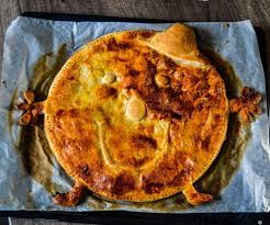 Galette Des Rois Monsieur Madame In 2020 Food Breakfast Pepperoni Pizza
