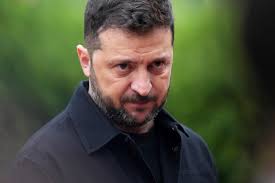 Man hits snooze button, avoids being impaled by tree limb