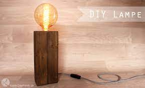Die retro lampen kannst du dir in den verschiedensten designs selber bauen oder kaufen. Diy Vintage Lampe Selber Bauen Anleitung Einfach Anfanger Elektronik Birne Licht Holz Textilkabel Dimmer Machen Basteln Lampe Selber Bauen Lampe Vintage Lampen
