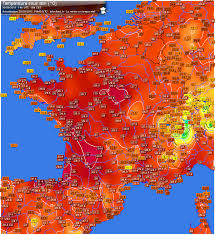 Après avoir pas mal bourlingué dans l'hexagone pour des raisons professionnelles dans des grandes villes et des villages plus petits, concernant les quartiers ou cités les plus chauds j'aurais tendance à poser la question différemment : Bulletin Special N 244 Chaleur Canicule Bulletins Speciaux Infoclimat