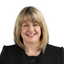 Catherine Wheeler > Piper Alderman > Australia