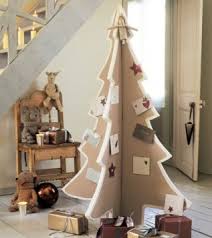 Sapin de noël design, faire ou fabriqué sois même en bois. Tendance Fabriquer Son Sapin De Noel En Palette Fetes Vous Meme