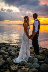 Wir planen für euch eine unvergessliche traumhochzeit. Sonnenuntergang Auf Mauritius Hochzeitsfoto Am Meer Hochzeitsfotos Hochzeit Hochzeit Am Meer