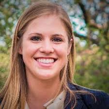 Amanda Horvath (@ahorvath6)