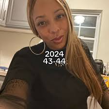 Ms Denise Nicole Age