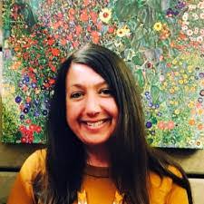 Lorna Benson's Instagram, Twitter & Facebook