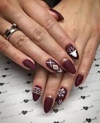 Christmas Is Around The Corner Xmas Holiday Inspiration Christmasnails Christmas Nail Designs Christmas Nail Art Designs Cute Christmas Nails