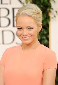See more ideas about emma stone, emma stone blonde, emma. Emma Stone Kehrt Mit Erdbeerblonden Haaren Zu Ihren Wurzeln Zuruck