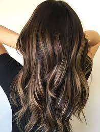Hairstyles Featuring Dark Brown Hair With Highlights Hairstyles Darkbrownhair Brown Hair Balayage Hair Styles Dark Brown Hair Balayage