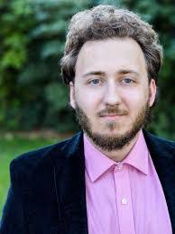 Paul Schrage's Instagram, Twitter & Facebook