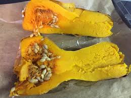 Seit ich das rezept für diesen leckeren gefüllten butternut bei jamie oliver entdeckt habe, mutiere ich zu einem heimlichen fan. Omas Rezeptewelt Kurbis Ricotta Ravioli