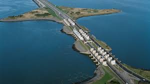 In 1932 is de afsluitdijk klaar. Versterking Afsluitdijk Duurt Drie Jaar Langer