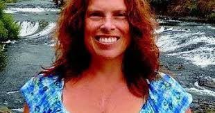 Angie Ault's Instagram, Twitter & Facebook