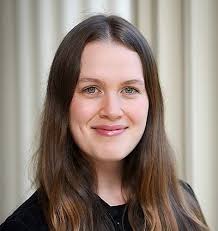 Miranda Moser's Instagram, Twitter & Facebook