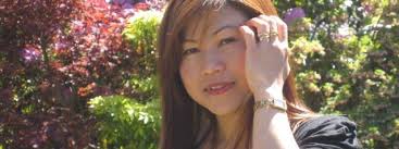 En have med masser af dejlige sommerblomster