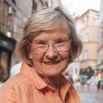 Linda Fairless's Instagram, Twitter & Facebook