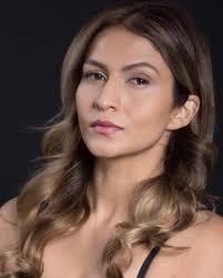 Hall Stars Wall: Tinsel Korey