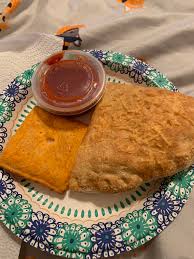 How much does a p zone at pizza hut cost? Tried Pizza Huts Cheese It Pizza I Don T Recommend The P Zone Is Good Af Tho Shittyfoodporn