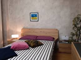 Divano letto angolare con contenitore. Letto Matrimoniale Con Gambe Elegance Siloma A Prezzo Scontato