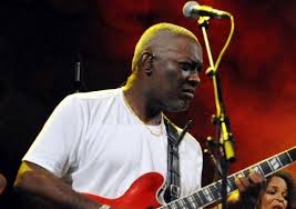Don't keep it to yourself! Covid 19 Jacob Desvarieux Co Fondateur De Kassav En Reanimation Le Huffpost