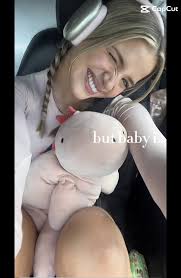 Kate Martin Kamilia Cardoso