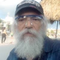 500+ perfiles de «Ausberto»