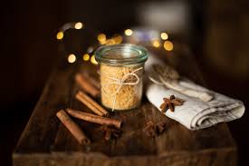 Aber vorsicht, die gesichtshaut ist etwas empfindlicher. Peeling Selber Machen Duftige Diy Geschenkidee Zu Weihnachten Diy Blog Do It Yourself Anleitungen Zum Selbermachen Wiebkeliebt