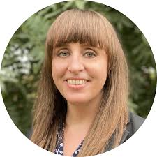 Lisa Overstreet's Instagram, Twitter & Facebook