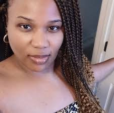 Raquelle Moore's Instagram, Twitter & Facebook