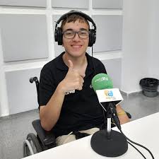Desearle mucha suerte 🍀 a nuestro vecino Marcos Millán en esta nueva  andadura y todos a seguirlo a través del programa deportivo Zona Mixta,  Canal Extremadura Radio 👏👏  https://www.facebook.com/share/p/An6t5q1UNiNPTQfd/