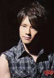 Official photo (Johnny's)