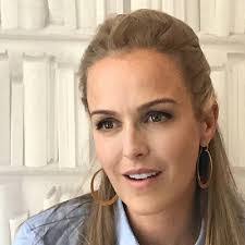 Diane Gimlin's Instagram, Twitter & Facebook