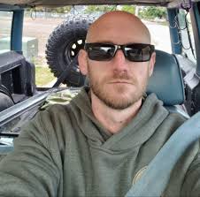 What to do when you see a large spider in the bathroom?