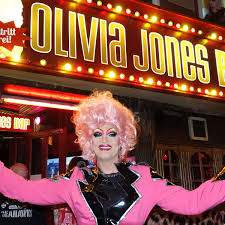 Matti und sami und die 3 größten fehler des universums. Vatertag In Hamburg Auf Reeperbahn Olivia Jones Und Co Machen Kiezen Moglich Deutschland