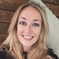 Caitlin Dunn (@caitlinmolly_)