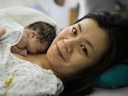 Shari Frye's Instagram, Twitter & Facebook