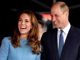 Prince william kate middleton, the duke and duchess of cambridge, have a baby boy. Prince William Kate Middleton And Mary Berry Team Up For A Berry Royal Christmas Fn Dish Behind The Scenes Food Trends And Best Recipes Food Network Food Network