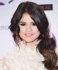 15 Selena Gomez Hairstyles