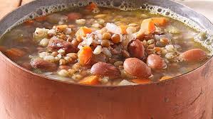 Vengono qui raccolte alcune ricette con legumi e cereali, ricette nazionali che fanno parte della nostra cucina tradizionale, come zuppe, minestre, primi piatti e secondi. Zuppa Di Legumi E Cereali Grazia It