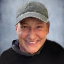 Diane Minio's Instagram, Twitter & Facebook