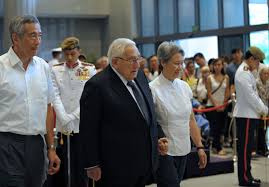 His first wife died of a heart attack in 1982. Kissinger Urges China U S To Heed Deng S Advice To Calm Tensions The Japan Times