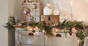 Garlands—in their grandeur adorning doorways, mantels, and staircase banisters—add seasonal cheer to your home during the holidays. Our Christmas Garland Decoration Ideas Homebase Homebase