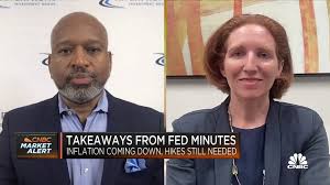 Watch CNBC's full interview with RiverFront's Kevin Nicholson and Moneta's  Aoifinn Devitt